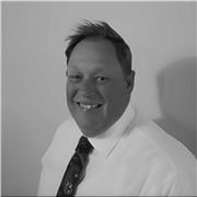 Anglais pour adultes. Débutant à avancé. Je suis spécialisée dans les affaires, les ventes, les voyages, la préparation aux examen